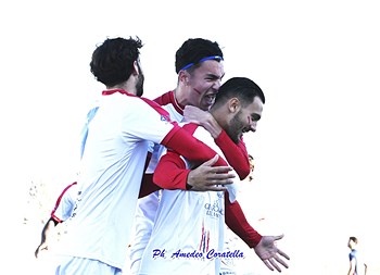 Scorpacciata di gol per un Canosa Calcio esagerato: 6-1 al Novoli trascinato da un super Jesus Jimenez