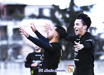Canosa Calcio, Sanchez e Jesus Jimenez firmano il 2-0 contro il Racale