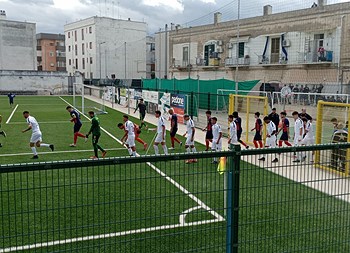 Eccellenza, al Canosa non basta una buona prima frazione. Il Bisceglie vince 1-0 e si rilancia in classifica
