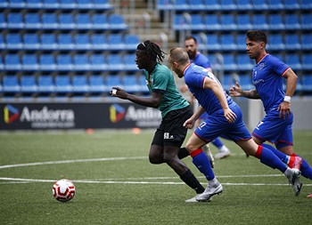 Il Canosa Calcio rinforza la mediana con l’arrivo di Francois Gomis