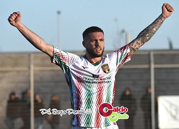 Il primo colpo di mercato del Canosa Calcio è il jolly Vincenzo Lanzone